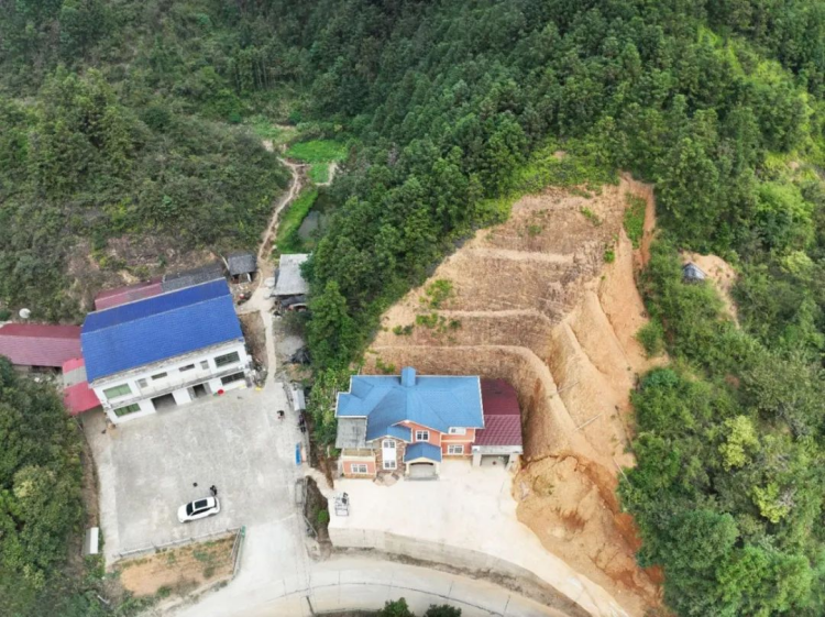 湖南新型普适型地灾监测预警设备试点